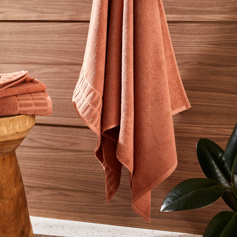 Alex Liddy Towel Range