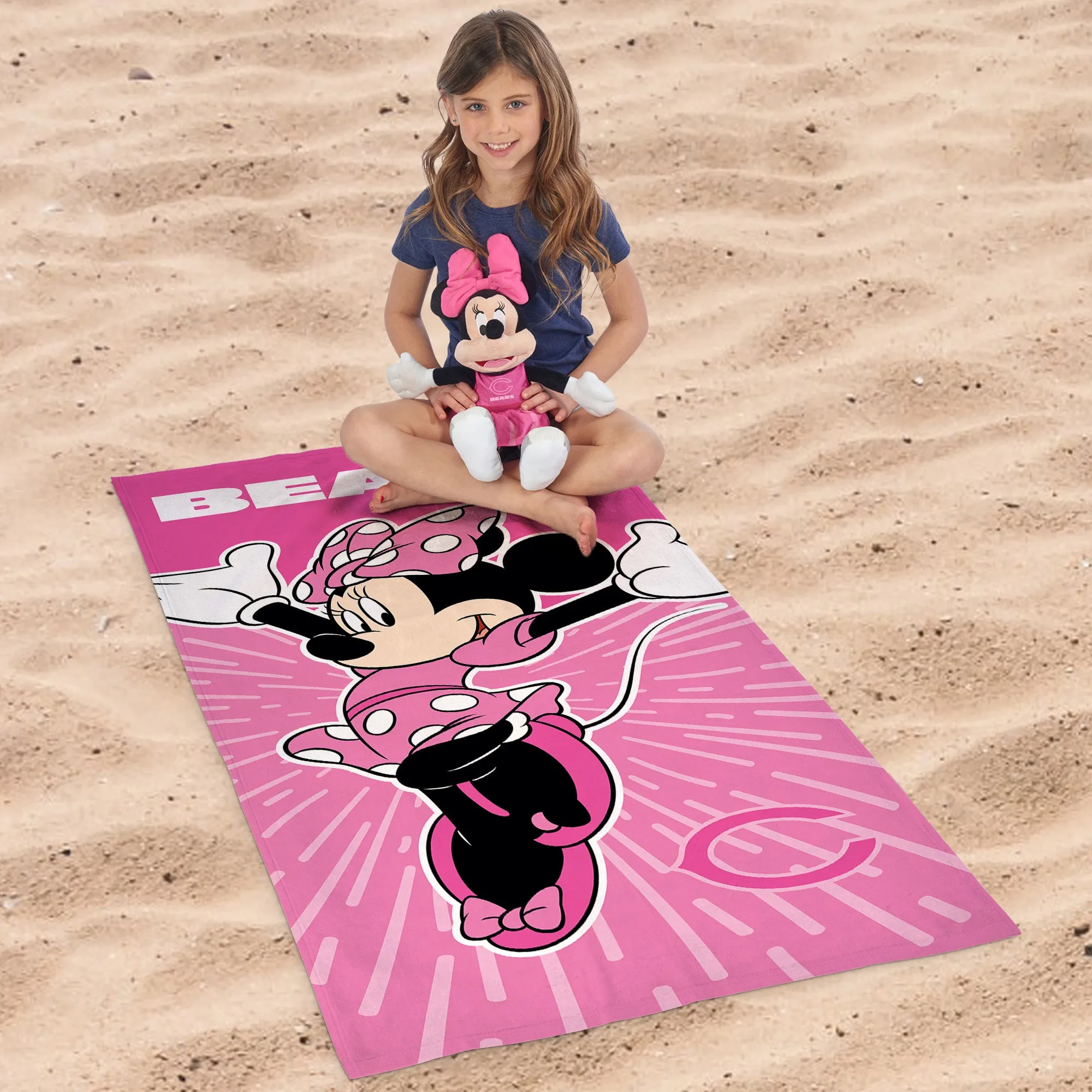 Disney NFL Chicago Bears Minnie Spirit Hugger Beach Towel Set