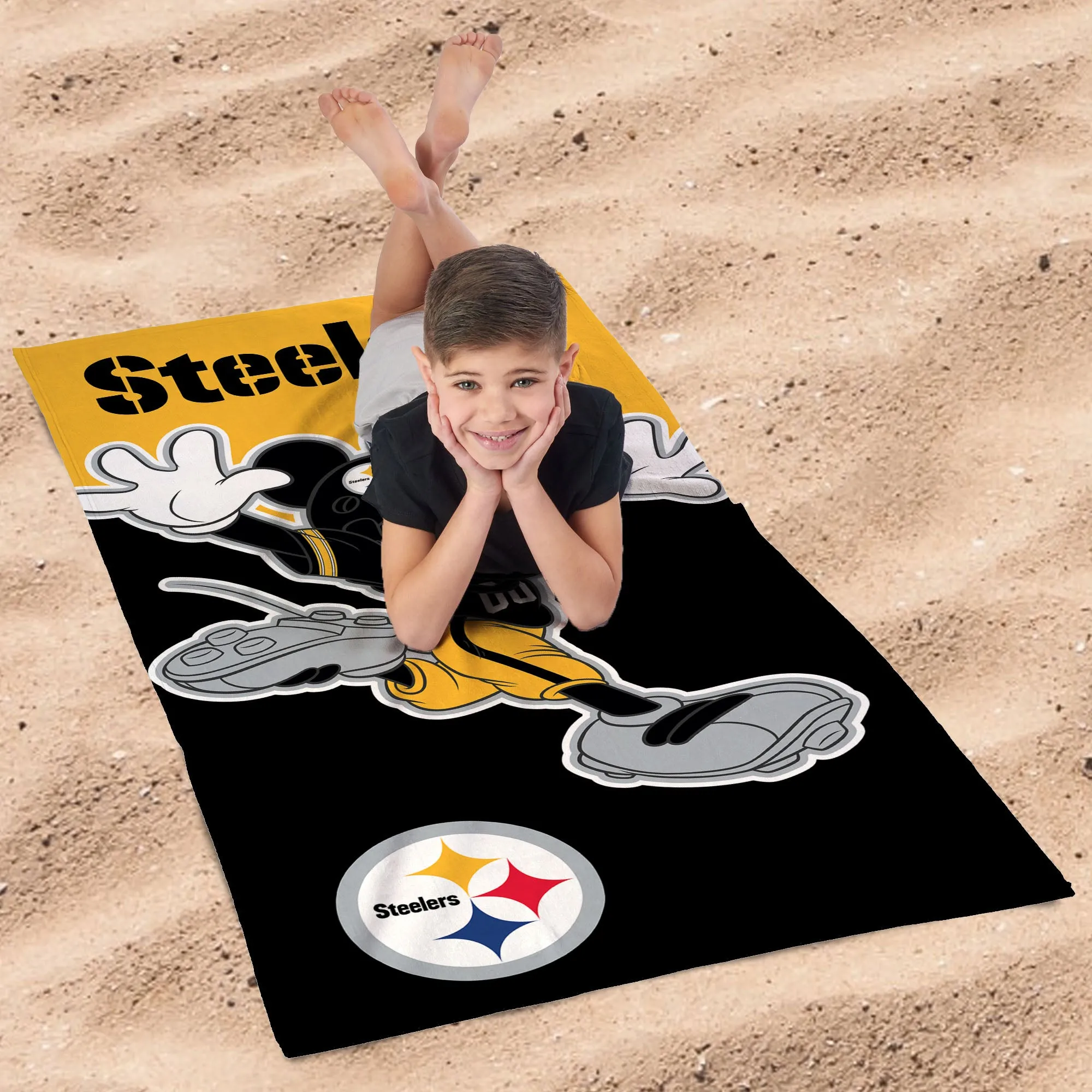 Disney NFL Pittsburgh Steelers Mickey Splash Hugger Beach Towel Set