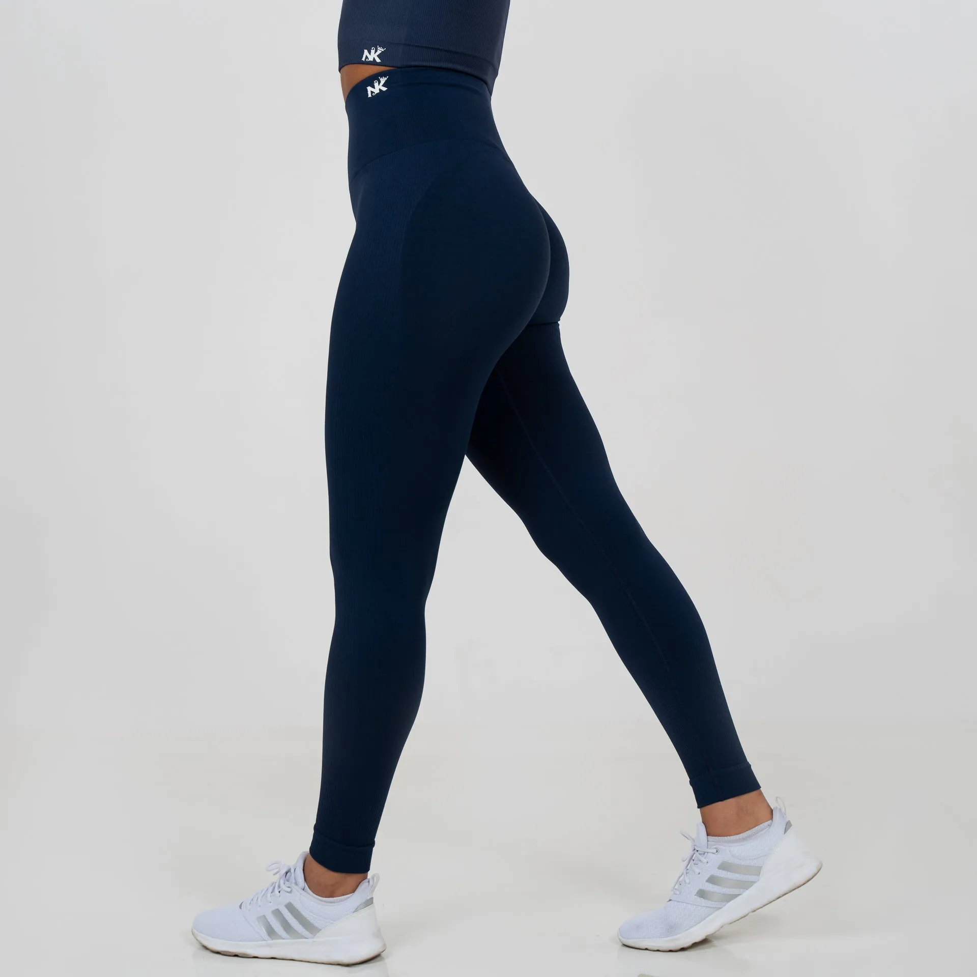 Legacy - Navy Scrunch Leggings