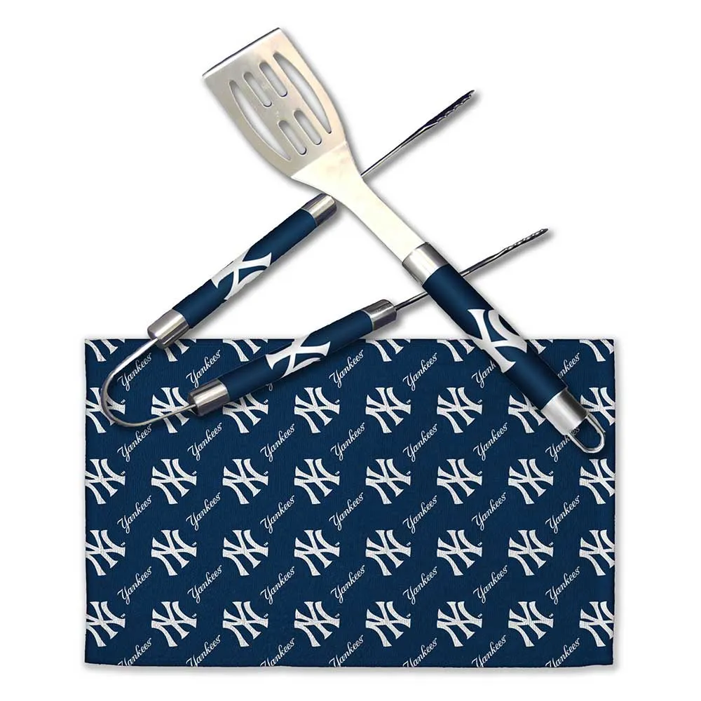 MLB New York Yankees 3-Piece BBQ Utensil Set 17.25 6 11 x 18 Inches